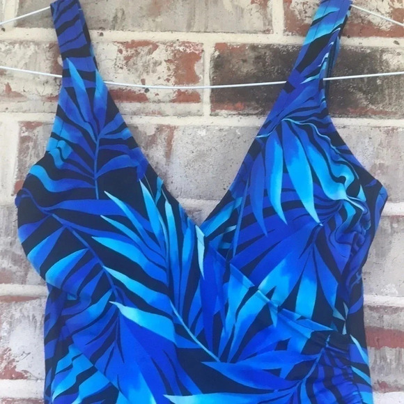 Caribbean Joe Palm Leaf Print One Piece Swim Suit - Picture 2 of 9
